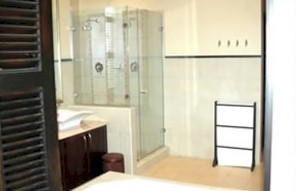 Main bathroom